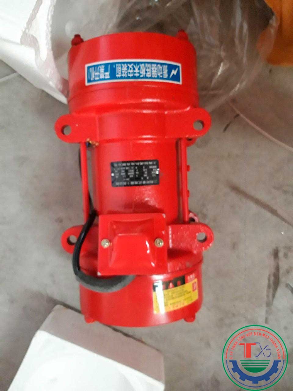 Máy đầm rung bê tông Heng Hu 1.5Kw/380v